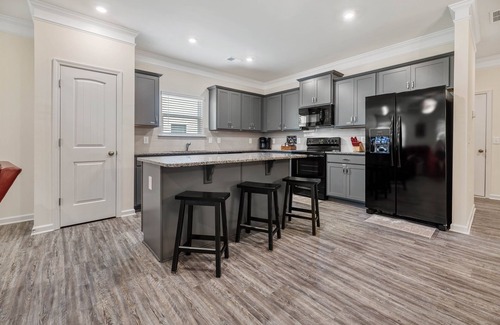 Rome Casa | Rocky 5,New 3 Br 2 bath, Hot tub, Arcade, Game room
