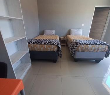 Piet Retief Casa | Rocky Hills Guesthouse