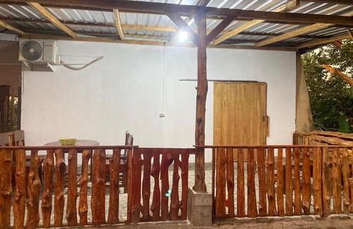 Hu'u Casa | Rocky Homestay Lakey