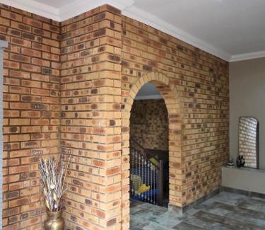 Hartbeespoort Casa | Rocky Mountain Holiday Home