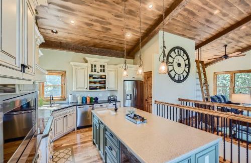 Rollinsville Casa | Rocky Mountain Retreat home