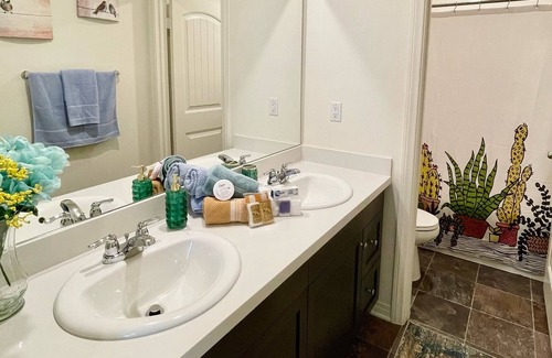 Jurupa Valley Casa | Rocky Retreat at Shadow Rock