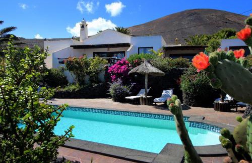 La Asomada Apartamento | ROCO 3 - Großer Pool, Sauna, Meerblick, Entspannung für 2 Personen