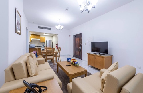 Trade Center Apartamento | Roda Al Murooj Residences
