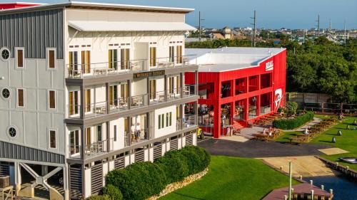 Waves Apartamento | Rodanthe Pier - 2-Bedroom, 2-Bathroom Suite at REAL Watersports