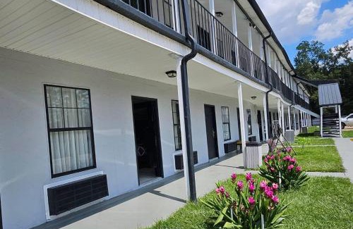 Hattiesburg Hotel | Rodeway Inn Hattiesburg North