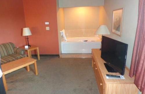 Hesston Hotel | Rodeway Inn Hesston