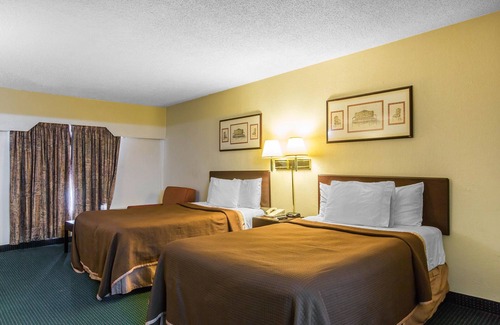 Marietta Hotel | Rodeway Inn Marietta near Dobbins ARB