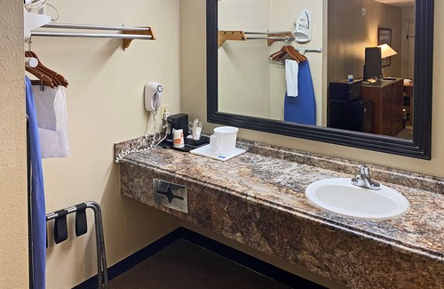 San Angelo Hotel | Rodeway Inn