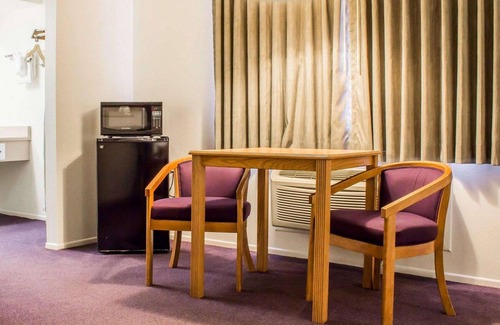 Snowflake Hotel | Rodeway Inn Silver Creek Inn