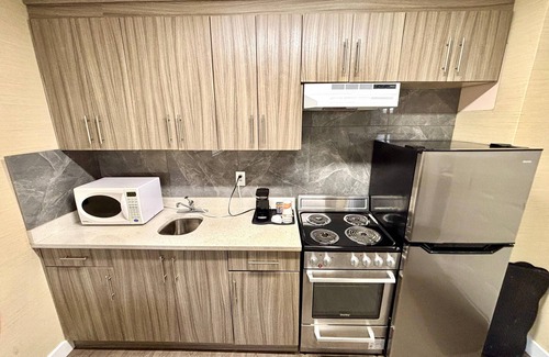 Kamloops Hotel | Rodeway Inn & Suites
