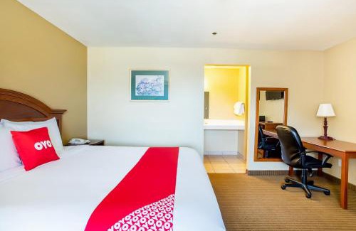 Jacksboro Hotel | Rodeway Inn