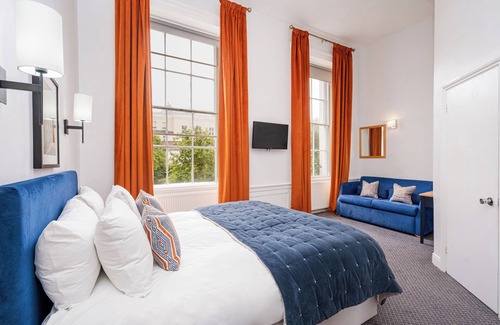 Clifton Hotel | Rodney Hotel