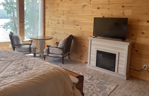 Chickamauga Lake Casa | Rodriguez River Ranch Beautiful view of the Tennessee River Sale Creek Tn.