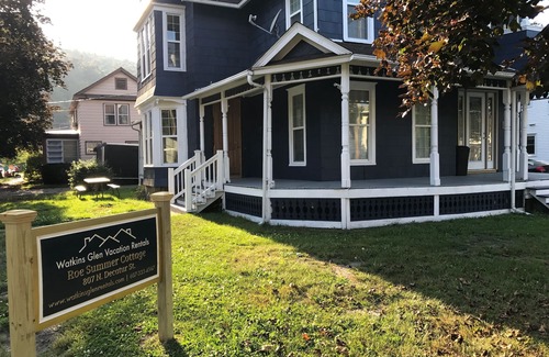 Watkins Glen Casa | Roe Summer Cottage, Suite B