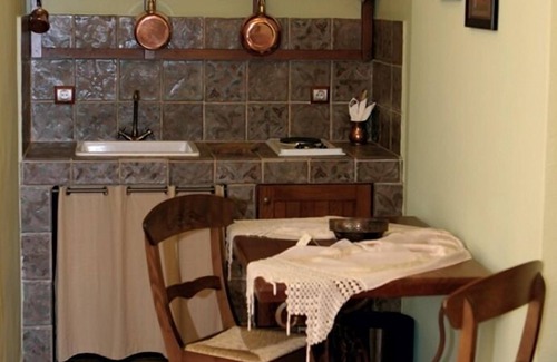Almopia Casa | Roes Suites