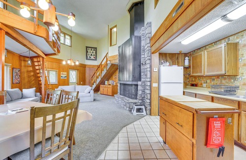 Garfield Cabina | Rogers Cabin w/ Direct Access to Beaver Lake!