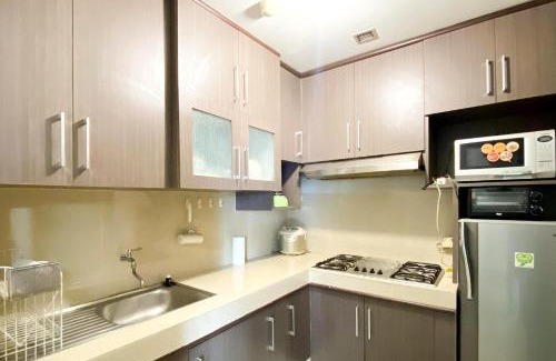 Cikarang Apartamento | Rokumi Luxury Court Condominium