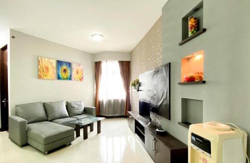 Cikarang Apartamento | Rokumi Luxury Court Condominium