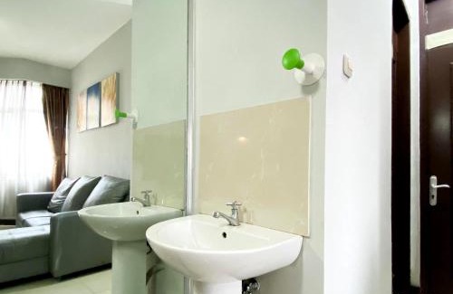 Cikarang Apartamento | Rokumi Luxury Court Condominium