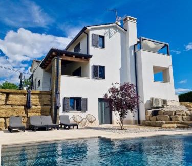Karojba Apartamento | Rokvilla