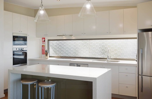 Merimbula Cabina | Rolling Waves 3 - Incredible Ocean Views