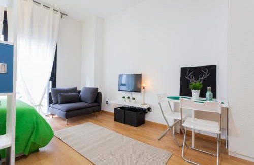 La Merced Apartamento | Romántico Estudio con Piscina