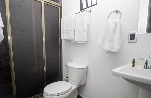 San Sebastián Xolalpa Hotel | Roma 14
