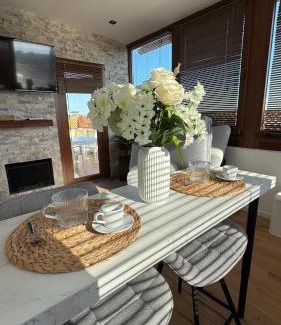 Capannelle Apartamento | Roma Aeterna Suites