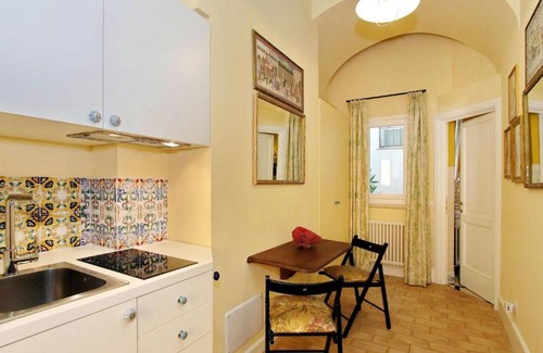 Rione XI Sant'Angelo Apartamento | Affascinante Penthouse, Roma Segreta (Ghetto)