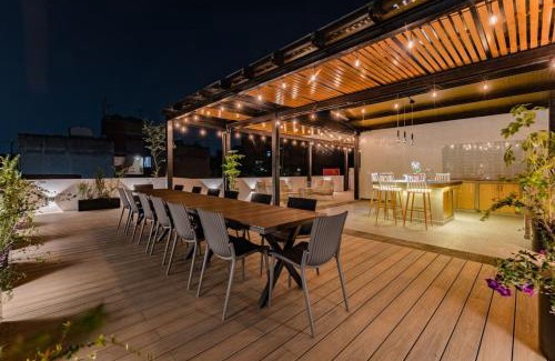 Roma Sur Casa | Roma Splendor Spacious Family Haven