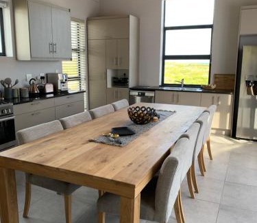 Gansbaai Casa | Romansbaai at 402 - with solar power