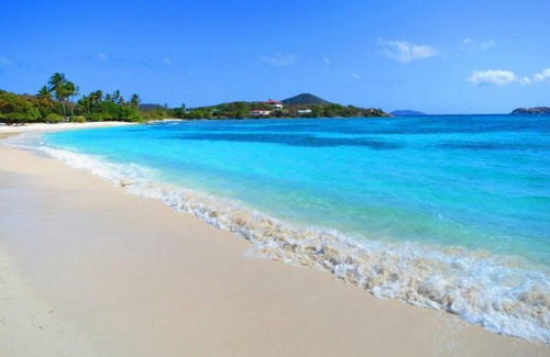 Cabes Point Apartamento | Romantic 1BR condo & private pool @Sapphire Beach IX