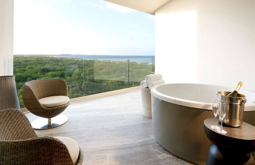 Costa Mujeres Complejo | Romantic All Inclusive Suite w/ Resort Amenities — Perfect Getaway!