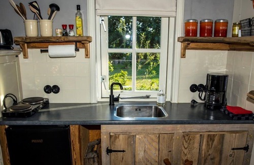 Tuitjenhorn Casa | Romantic and very cozy holiday home -"'t Veldzicht".