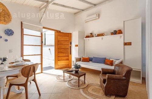 Ribeirao da Ilha Casa | Romantic Beach - Studio pé na Areia