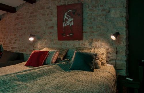 Motovun Apartamento | Romantic Casa Amica with Terrace