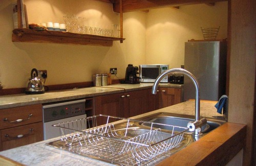 Fishguard Cabaña | Romantic cosy cottage - a quiet retreat for nature lovers