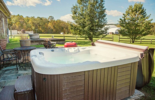 Castleton Cabaña | Casa romántica en Espectacular finca rural con canchas de tenis, Spa
