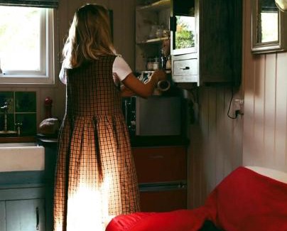 Llangadog Chalet De Esquí | Romantic country cabin with log burner, spectacular views, spa hot tub - Brecon Beacons National Park