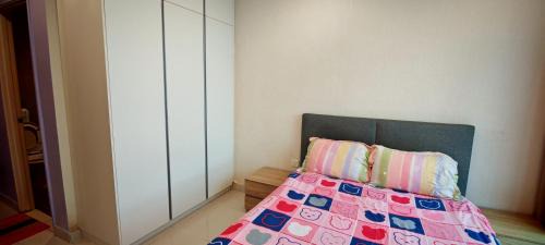Batu Lintang Apartamento | Romantic Deluxe VI Kozi Square