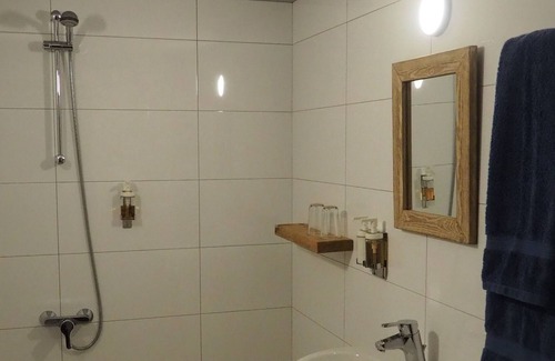 Gabrovo Cama Y Desayuno | Habitacion Doble-Baño con ducha-Meadow View