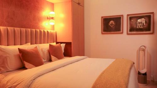 Cabo Bello Apartamento | Romantic Escape with view of the iconic Cabo arch!