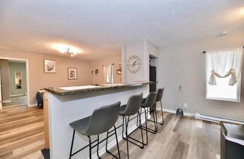 Fountain Square Casa | Romantic Fountain Square Escape - Perfect Date Night
