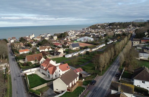 Tracy-sur-Mer Villa | Romantic french villa w/hot tub — 5 min from the beach