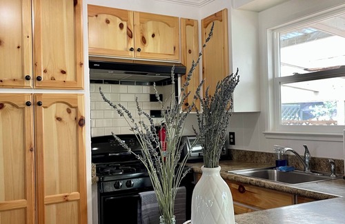 Arnold Casa | Romantic Getaway Near Lakes + Private Hot Tub