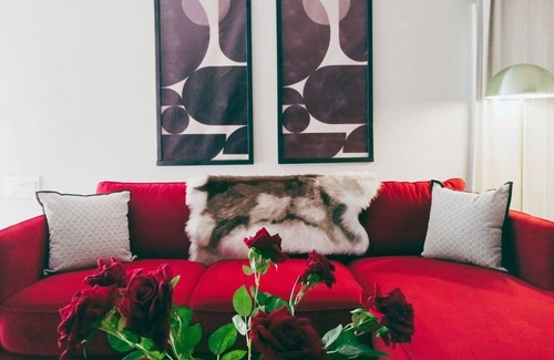 South Holland Casa | Luxury Romantic Private Escape for Couples – Perfect for Special Occasions
