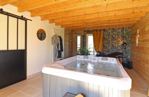 Le Sap Cabaña | Escapada Romántica: Casa con Spa y Jardín Privado en la Tranquilidad Normanda