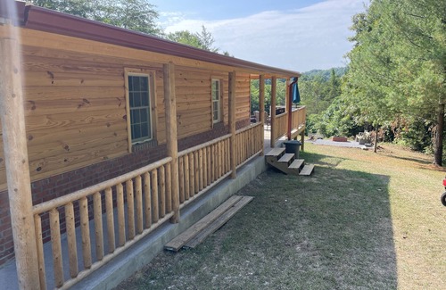 Sevierville Cabina | Romantic Hidden Cabin 15 mins from Pigeon Forge and Dollywood.