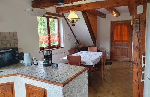 Neuve-Eglise Casa | Romantic Hideaway & Remote Work Haven Mountain View, pet friendly, free wifi